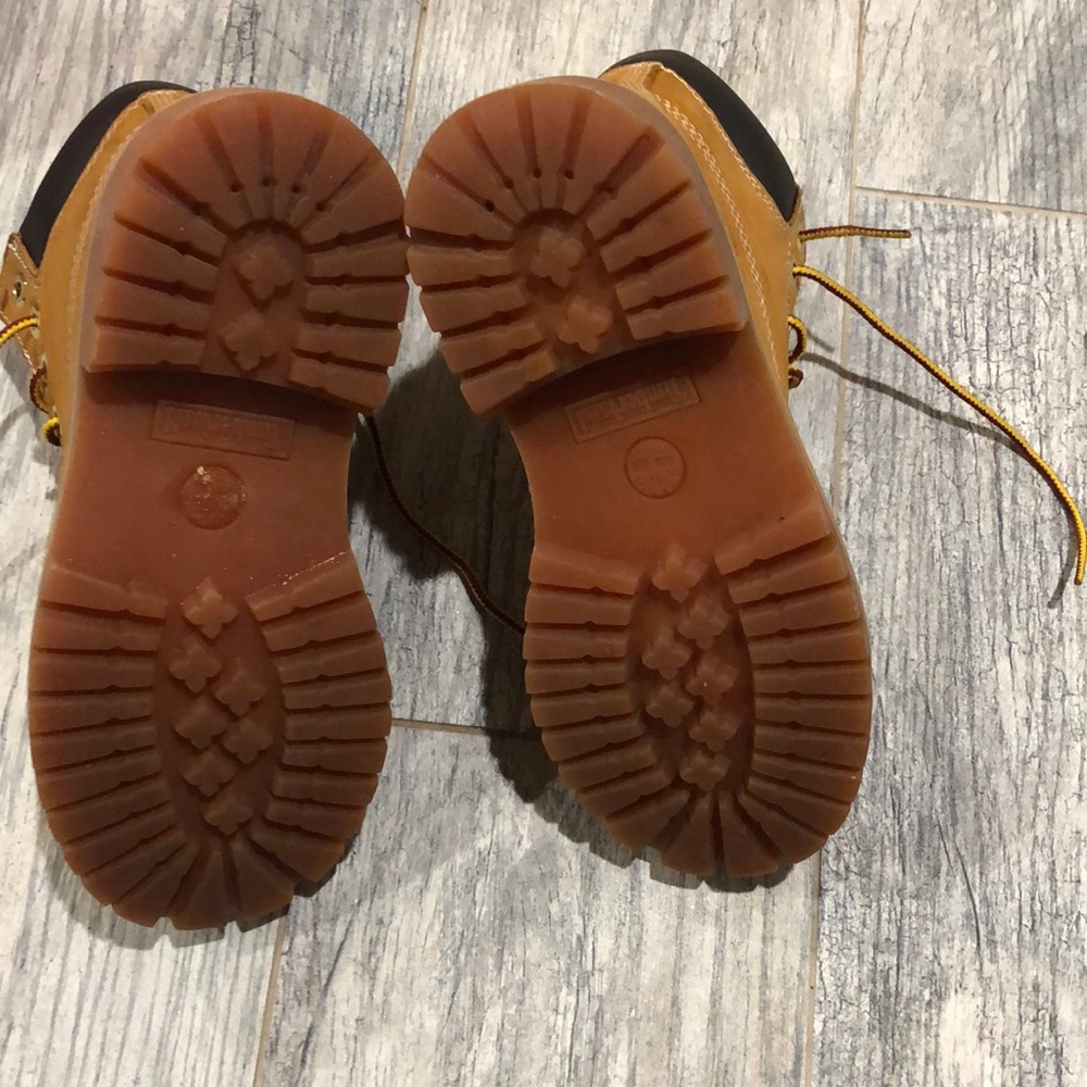 Timberlands - Picture 4 of 4